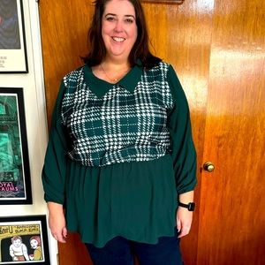 Bloomchic 30W, 6X, 6 houndstooth collared peplum top. New with Tags.